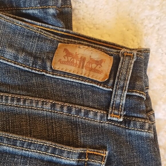 Levi's 529 Jeans - Picture 5 of 7